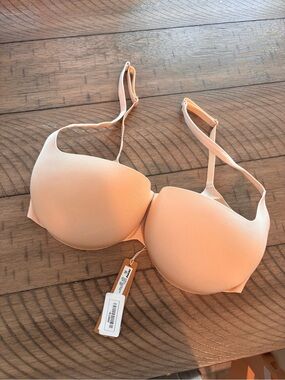 SKIMS Ultimate Push Up Balconette Bra